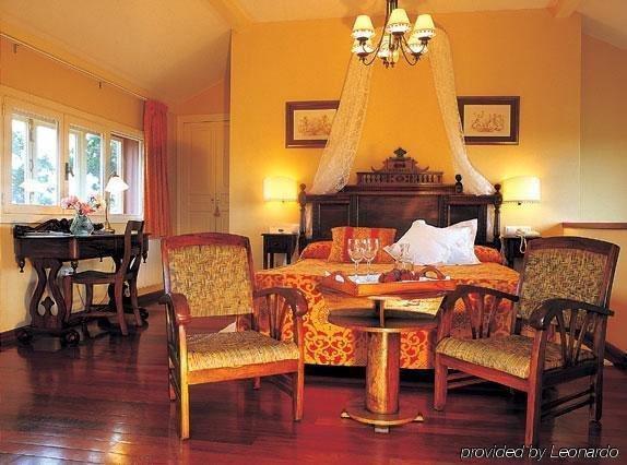 Hotel Casona De La Paca Cudillero
